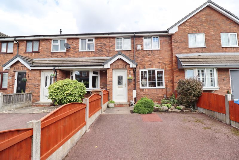 3 bed mews house for sale in Old Mill Close, Swinton, Manchester M27, £