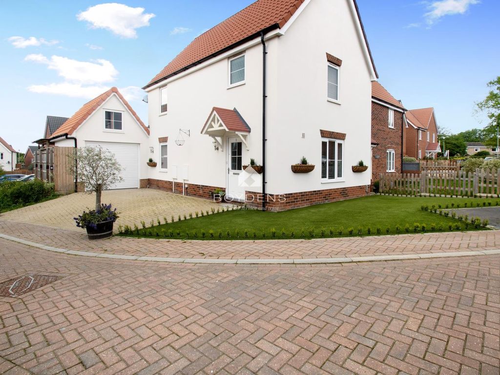 3 bed semidetached house to rent in Albert Kilby Way, Great Cornard
