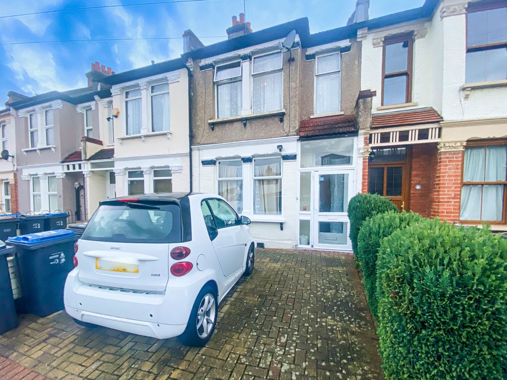 Charnwood Road, London SE25  