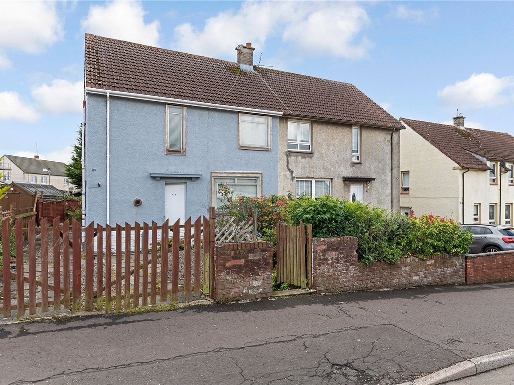 3 bed semidetached house for sale in Back Rogerton Crescent