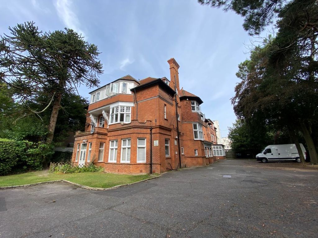 1 bed flat to rent in Derby Road, Bournemouth BH1, £1,000 pcm Zoopla