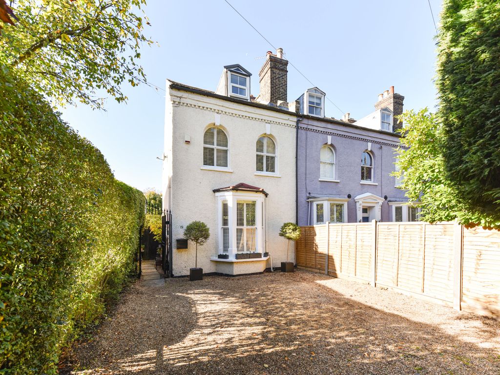 3 bed end terrace house for sale in Whitehall Road, Woodford Green