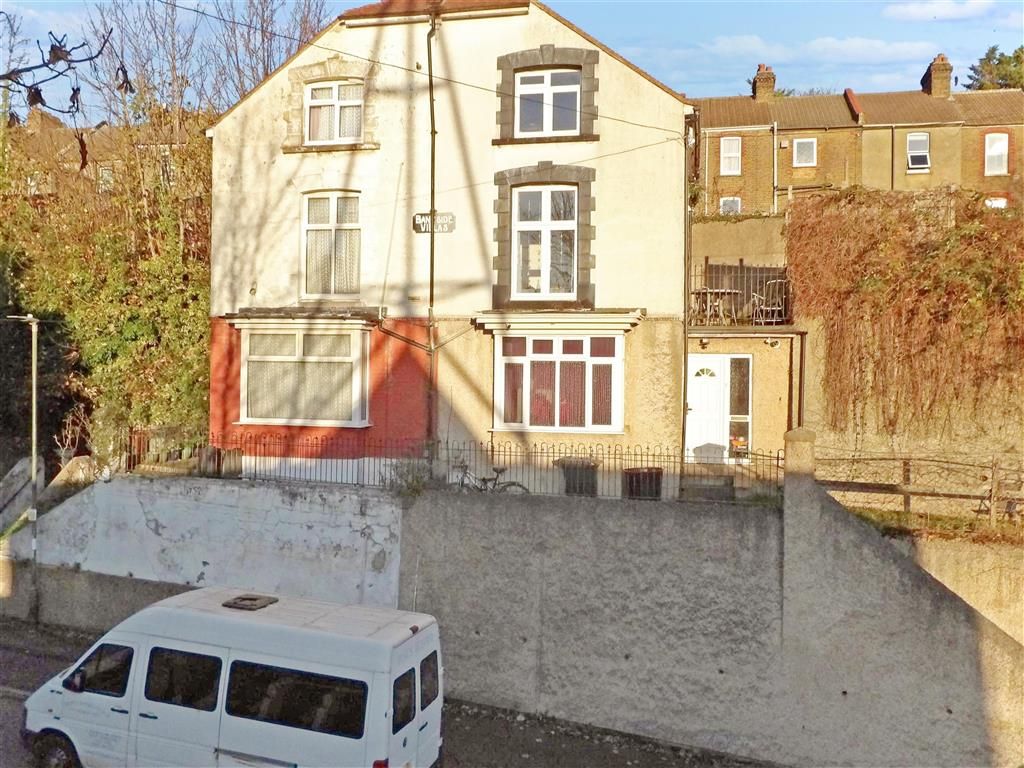 3 bed semidetached house for sale in Upper Luton Road, Chatham, Kent