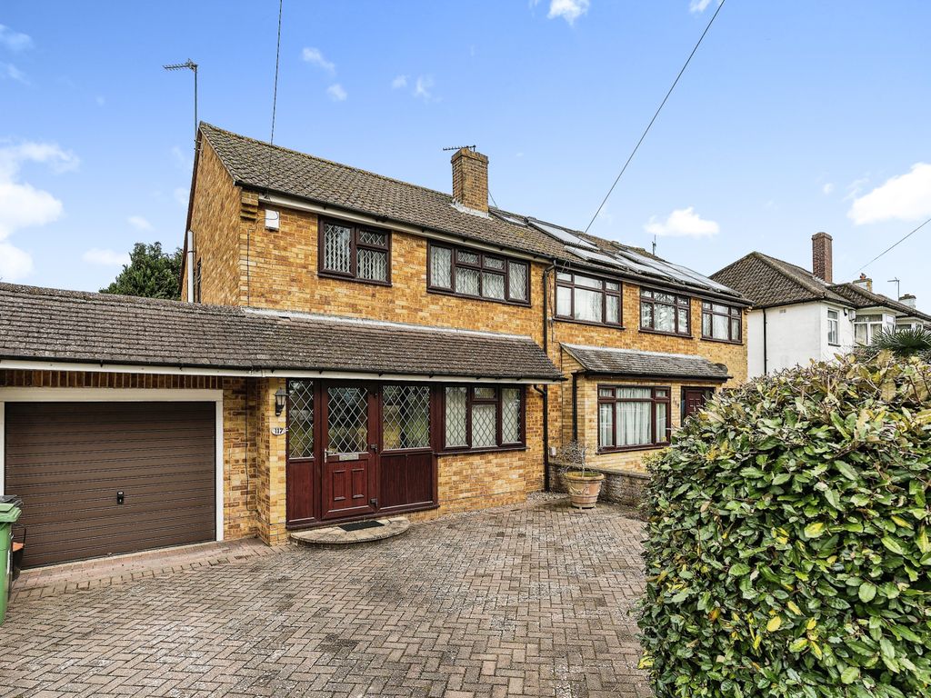 3 bed semidetached house for sale in Sutton Road, Maidstone, Kent ME15