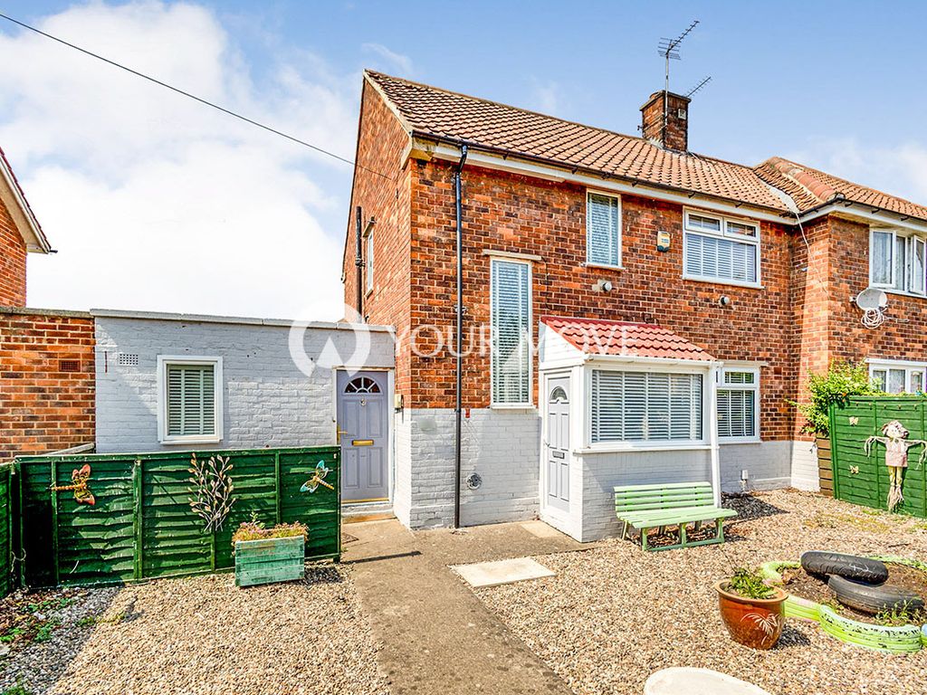 3 bed semidetached house for sale in Welbeck Avenue, Darlington DL1