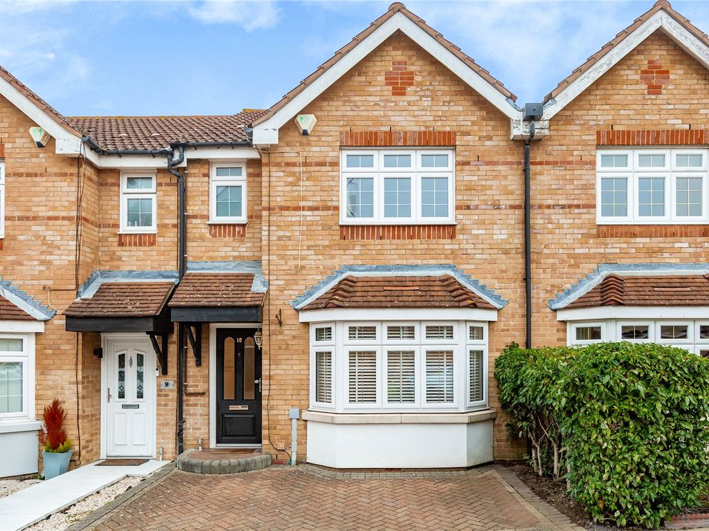 3 bed terraced house for sale in Ellie Close, StanfordLeHope, Essex
