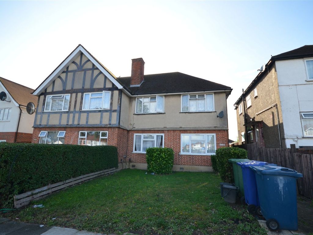 2 bed for sale in Honeypot Lane, Stanmore HA7, £280,000 Zoopla