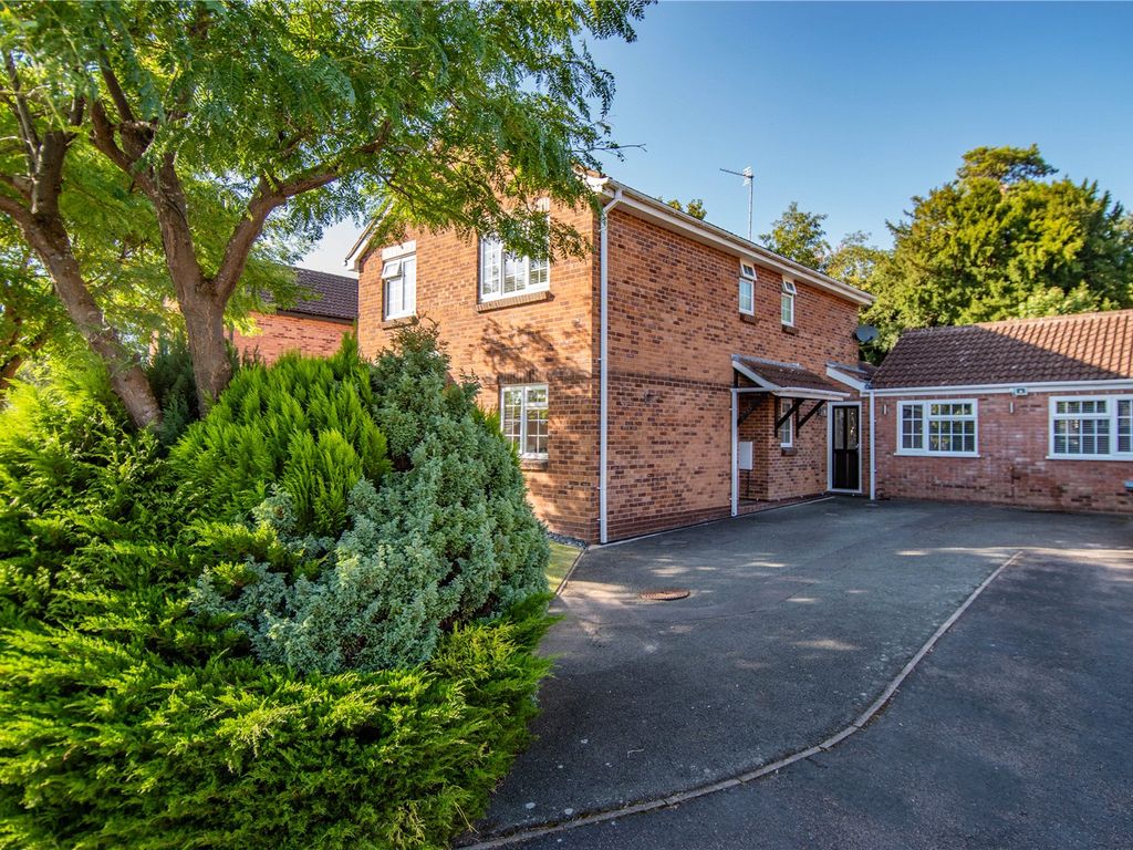 4 bed detached house for sale in High Meadows, Stoke Heath, Bromsgrove
