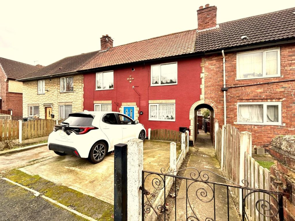 3 bed town house for sale in Hanover Street, Thurnscoe, Rotherham S63