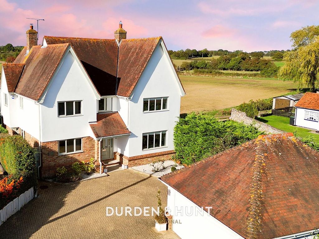 5 bed detached house for sale in Dunmow Road, Ongar CM5, £1,000,000 Zoopla