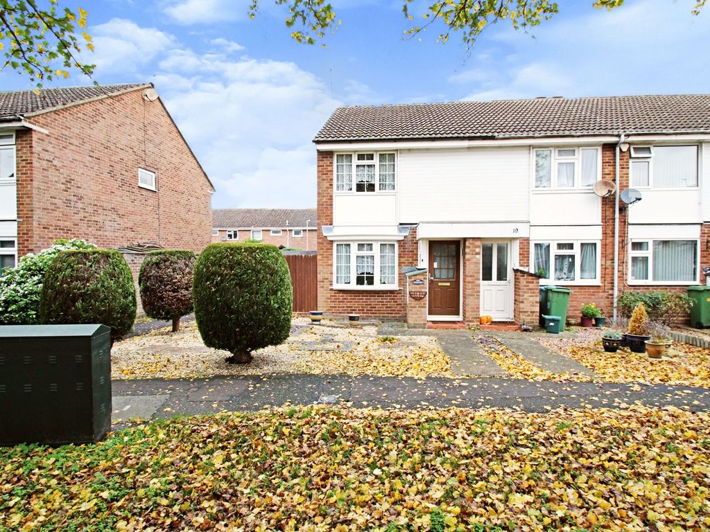 Ditchingham Close, Hartwell, Aylesbury HP19  