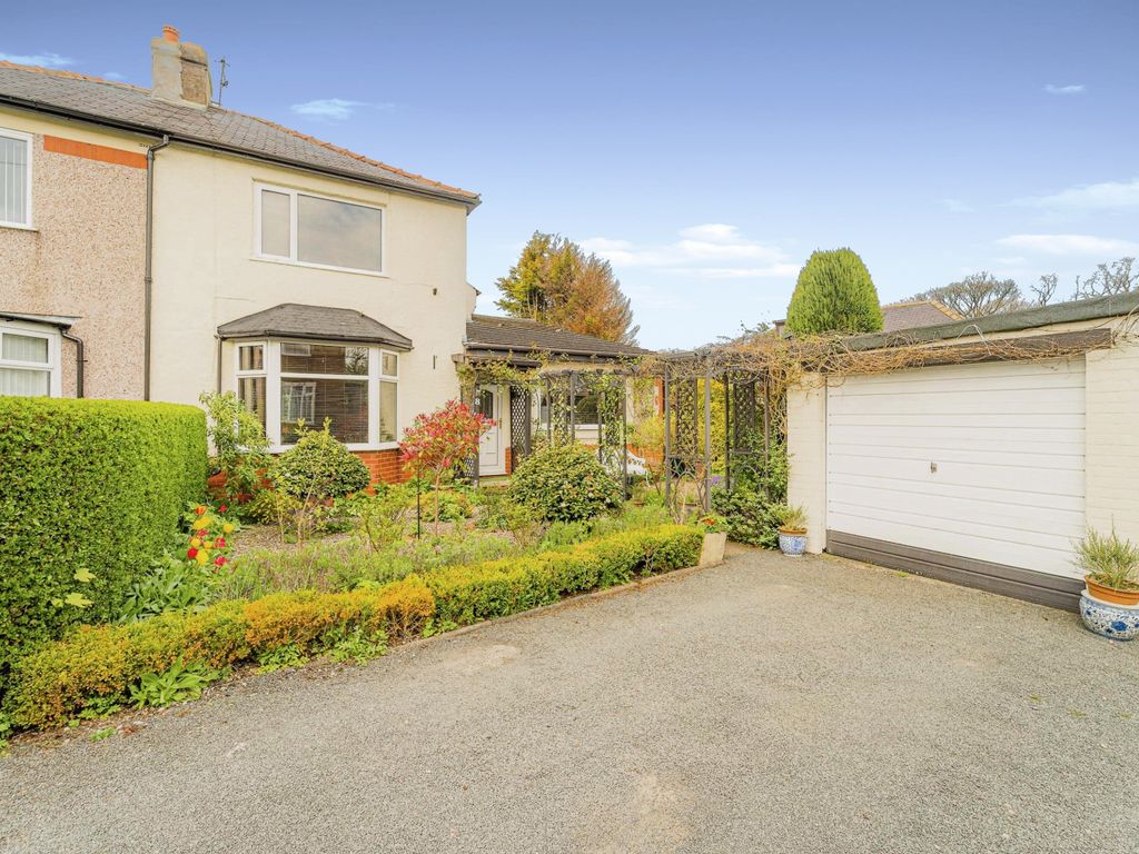 3 bed semidetached house for sale in Myrtle Grove, Burnley, Lancashire