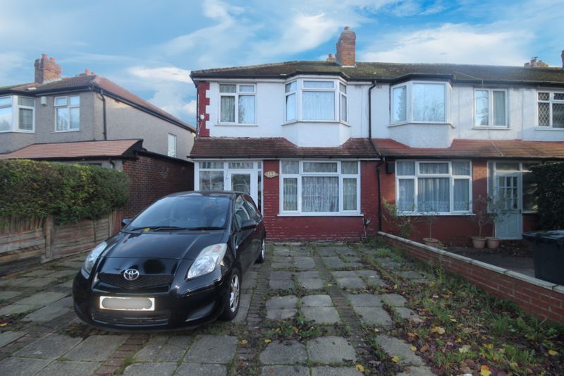 3 bed terraced house for sale in Conway Crescent, Perivale, Greenford