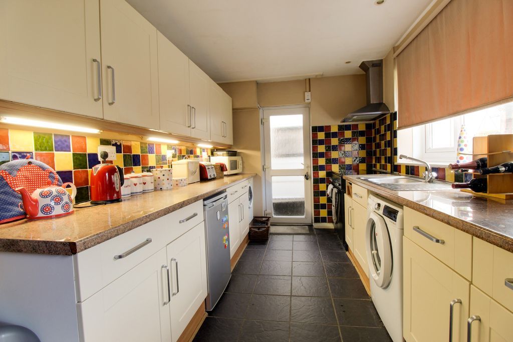 3 bed detached bungalow for sale in Main Street, Walton, Street BA16