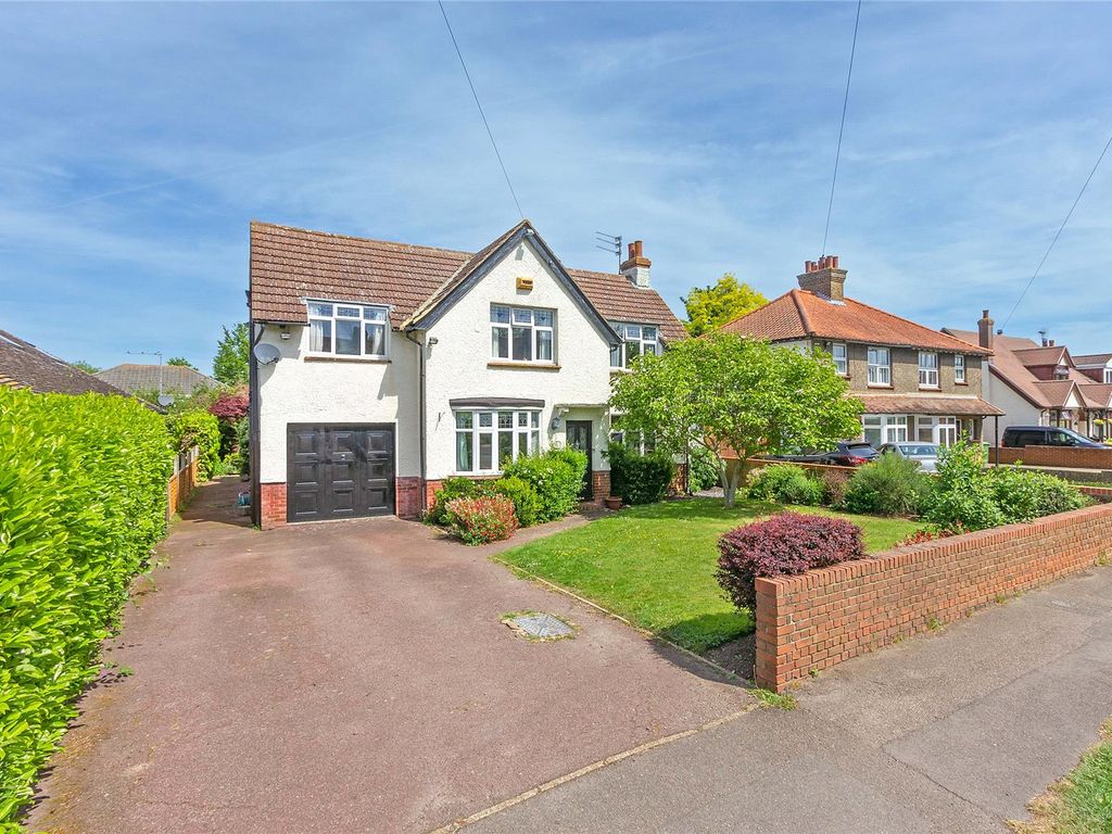 4 bed detached house for sale in Park Avenue, Sittingbourne ME10 Zoopla