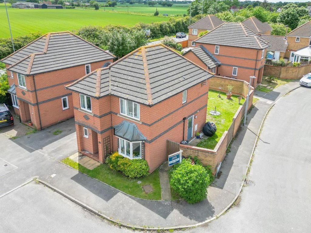 3 bed detached house for sale in Fenn Close, Frating, Colchester CO7