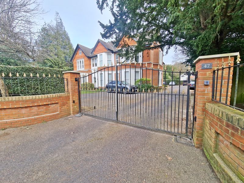 2 bed flat for sale in Wellington House, Wellington Road, Bournemouth