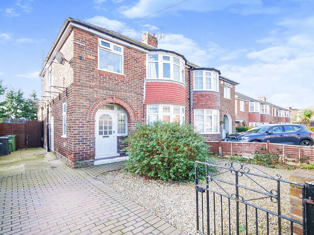 3 bed semidetached house for sale in Queenswood Grove, York YO24 Zoopla