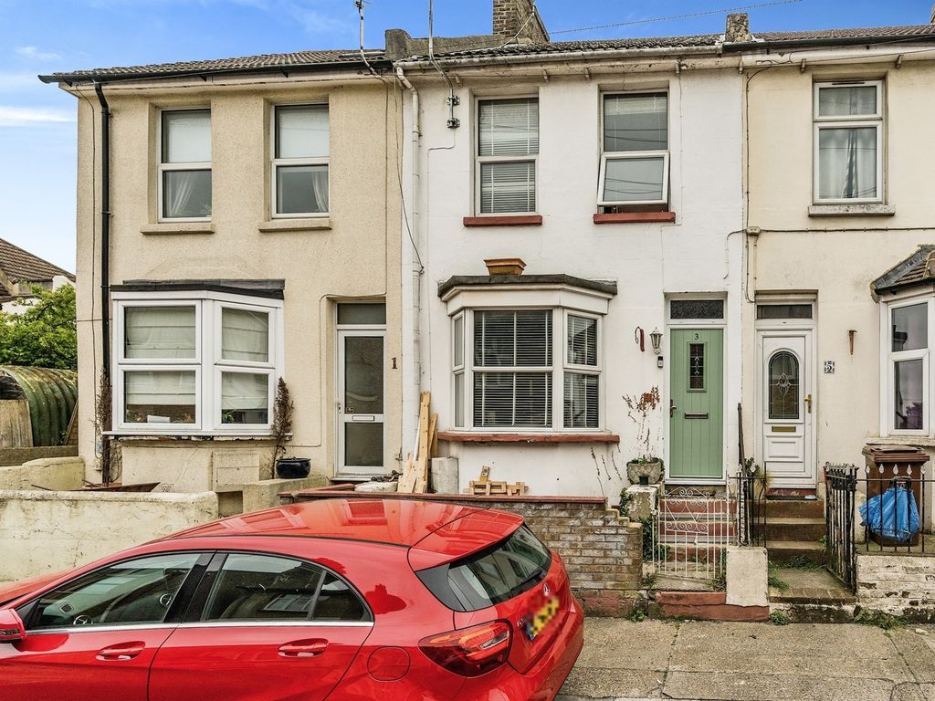 3 bed terraced house for sale in Sidney Road, Borstal, Rochester ME1