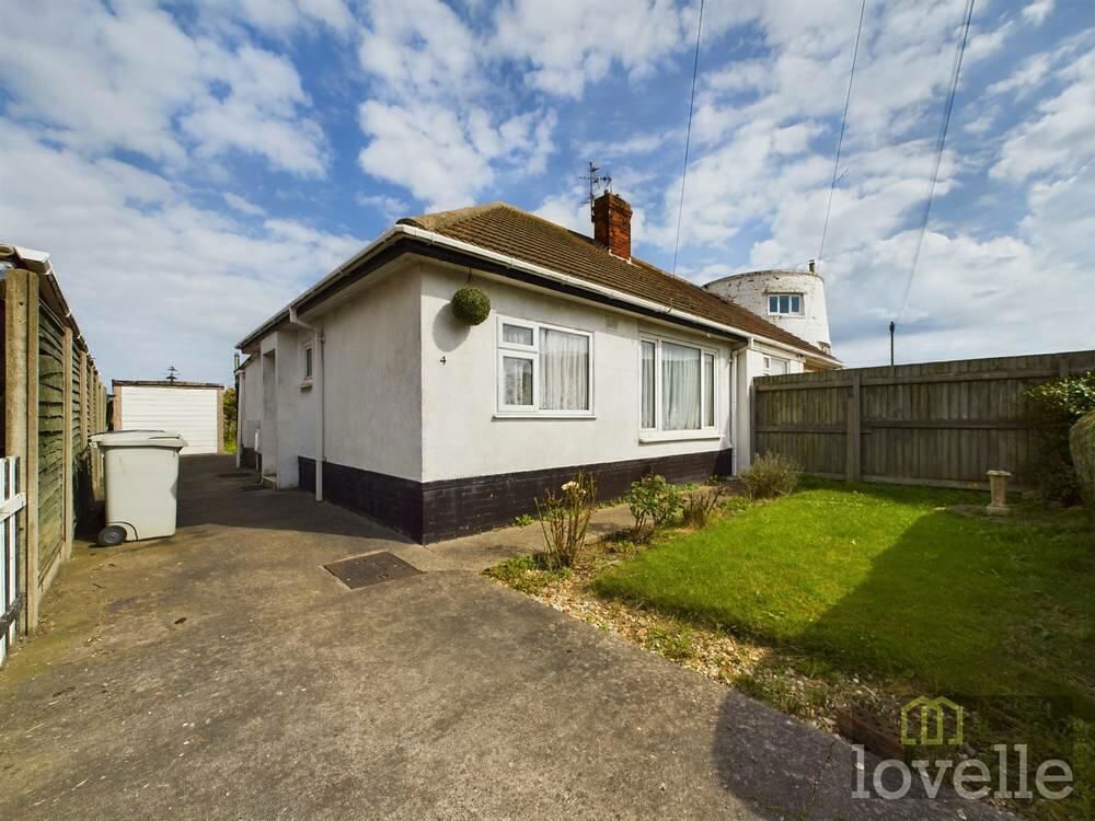 2 bed bungalow for sale in Mill Field, Trusthorpe, Mablethorpe LN12, £