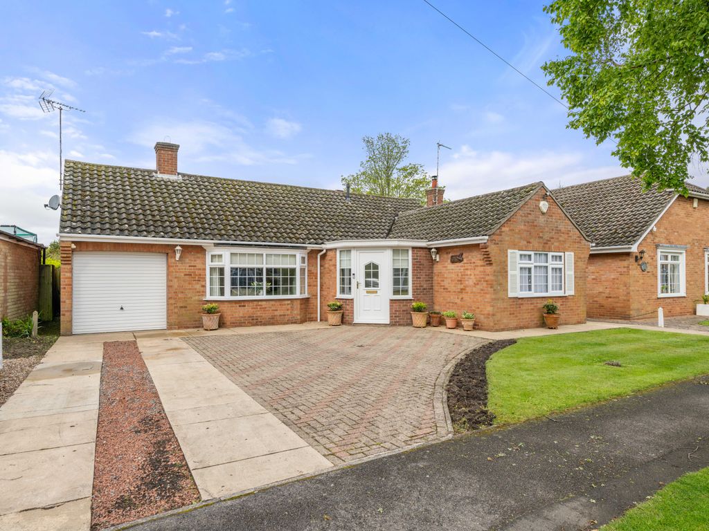 2 bed detached bungalow for sale in Allington Garden, Boston PE21, £269,500 Zoopla