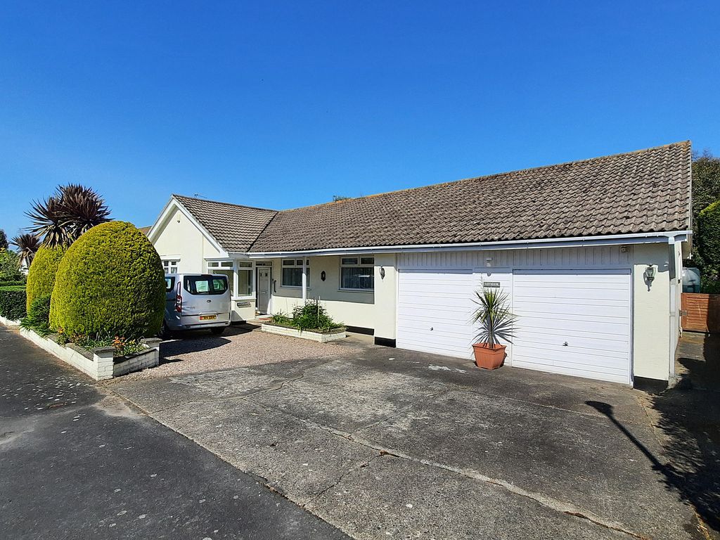 4 bed bungalow for sale in Rostherne, 15 Thornhill Park, Ramsey IM8, £