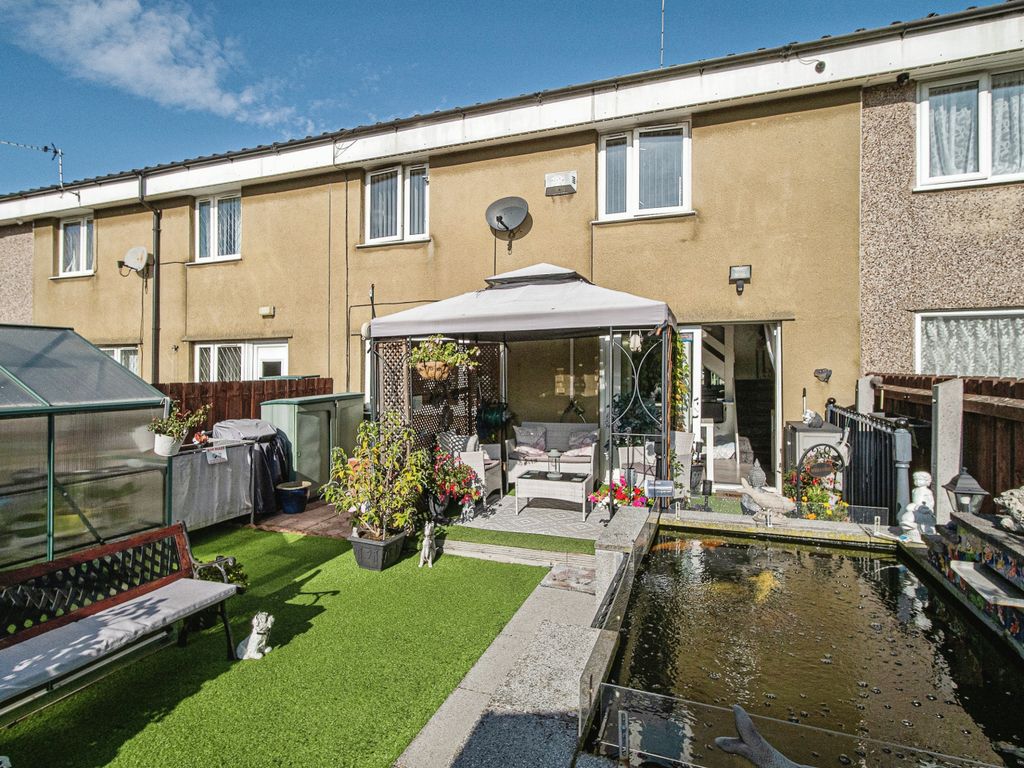 3 bed terraced house for sale in Yeadon Garth, Bransholme, Hull, East