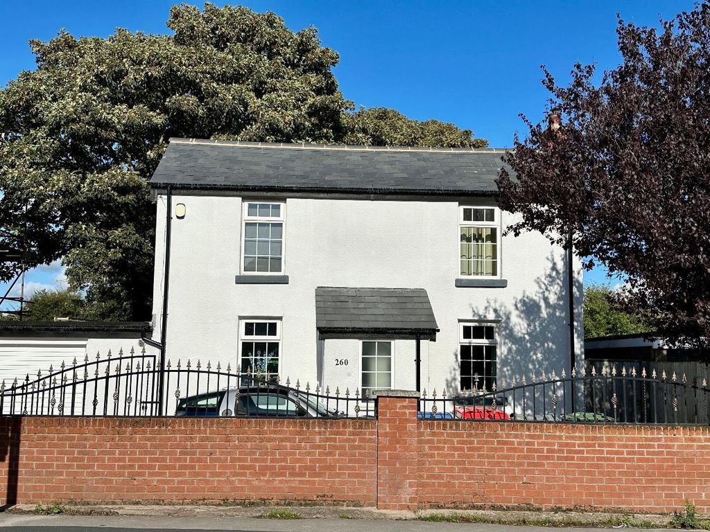 3 bed detached house for sale in Fleetwood Road North, Thornton
