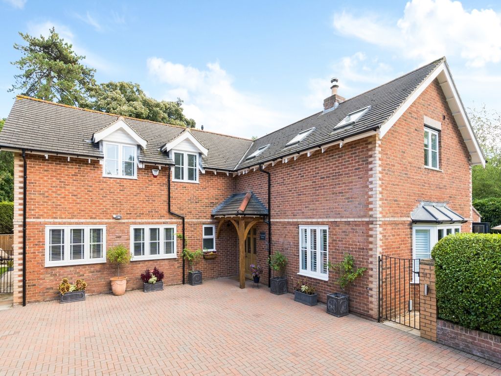 5 bed detached house for sale in Longwood Lane, Failand, Bristol BS8