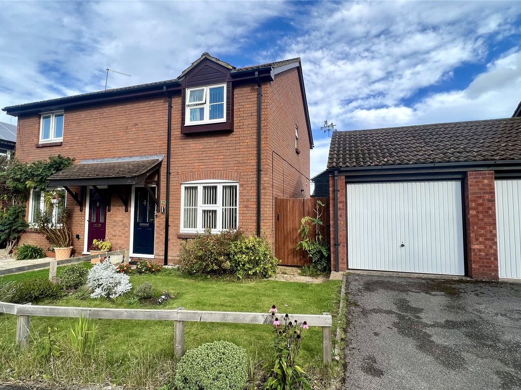 3 bed semidetached house for sale in Diamond Way, Wokingham, Berkshire RG41, £475,000 Zoopla