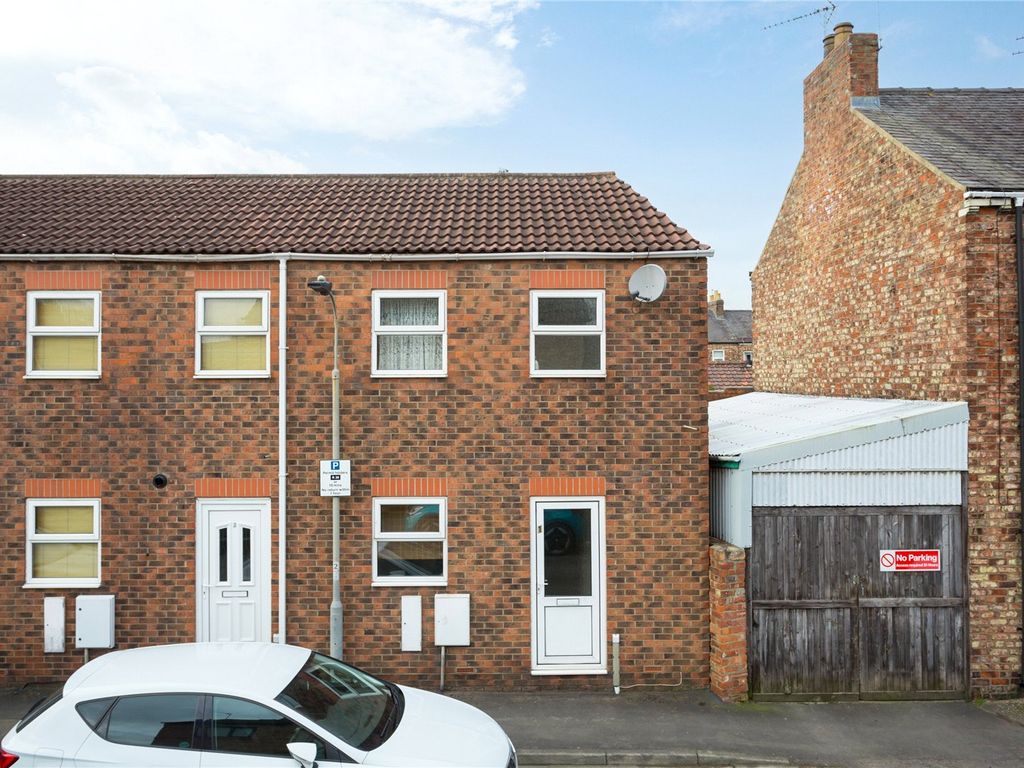 1 bed end terrace house for sale in Scaife Mews, Scaife Street, York