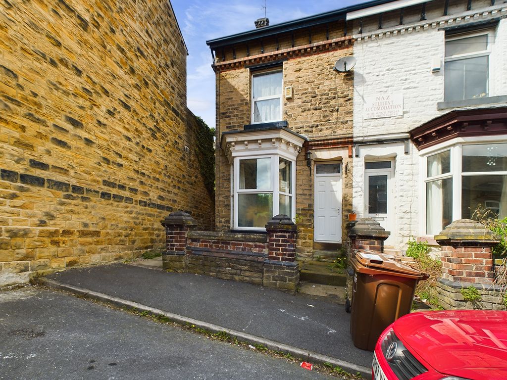 5 bed terraced house for sale in The Nook, Sheffield S10 Zoopla