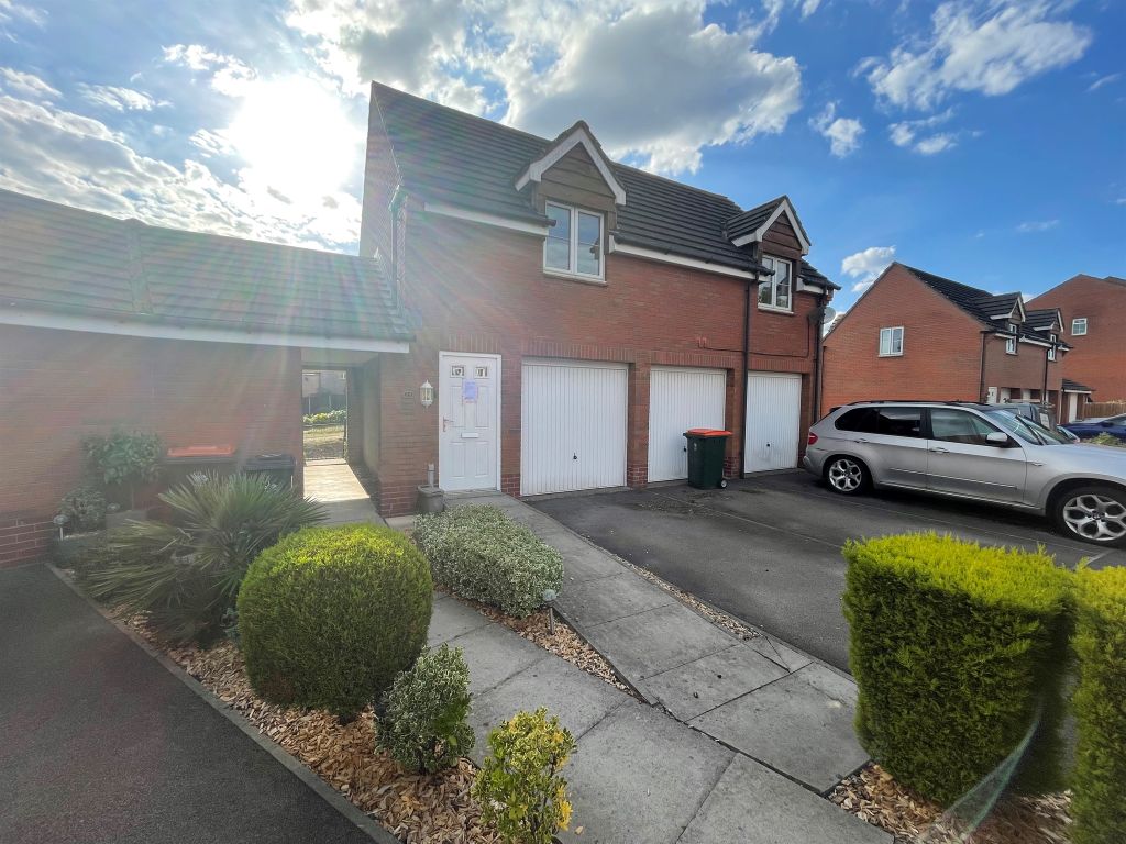 2 bed property for sale in Oystermouth Way, Coedkernew, Newport NP10