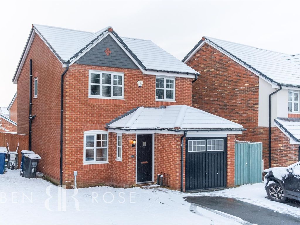 3 bed detached house for sale in Saxon Place, Penwortham, Preston PR1