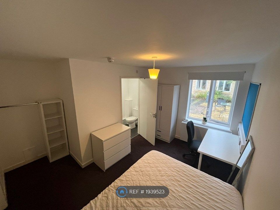 Room to rent in Norwich, Norwich NR2, £825 pcm Zoopla