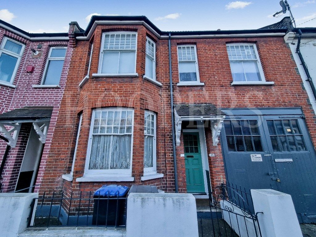 3 bed terraced house for sale in Villiers Road, London NW2, £650,000