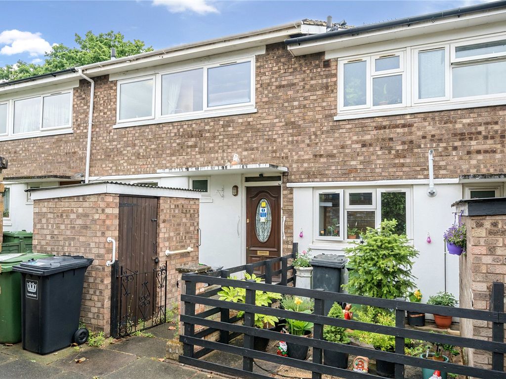3 bed detached house for sale in Round Hill, London SE26 Zoopla