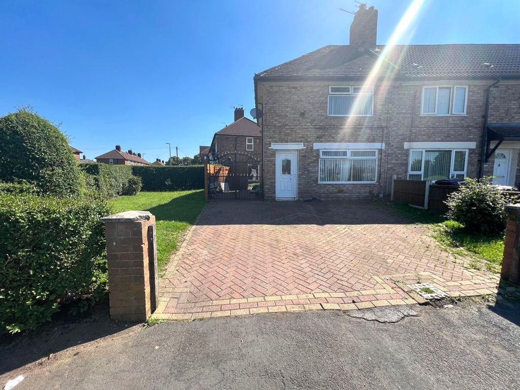 2 bed semidetached house for sale in Green Way, Huyton, Liverpool L36