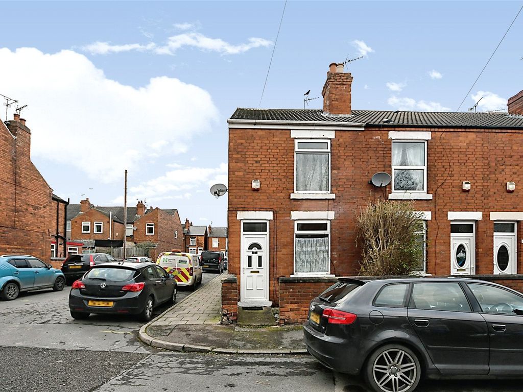 3 bed end terrace house for sale in Mount Street, Mansfield