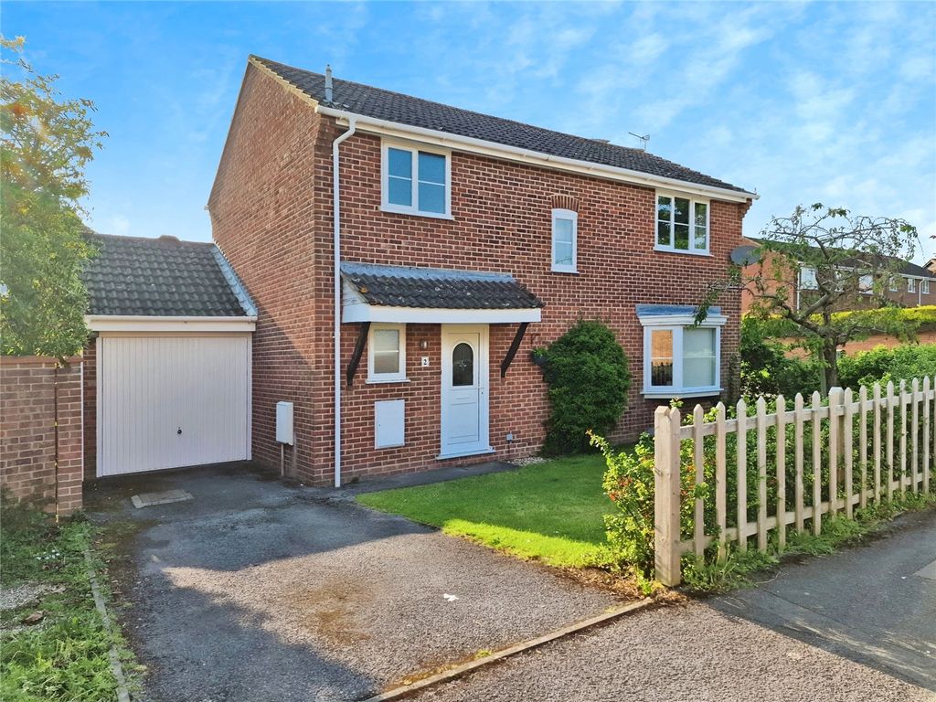 4 bed detached house for sale in Beancroft Road, Thatcham, Berkshire