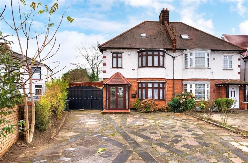 Bath Road, Hounslow TW4  