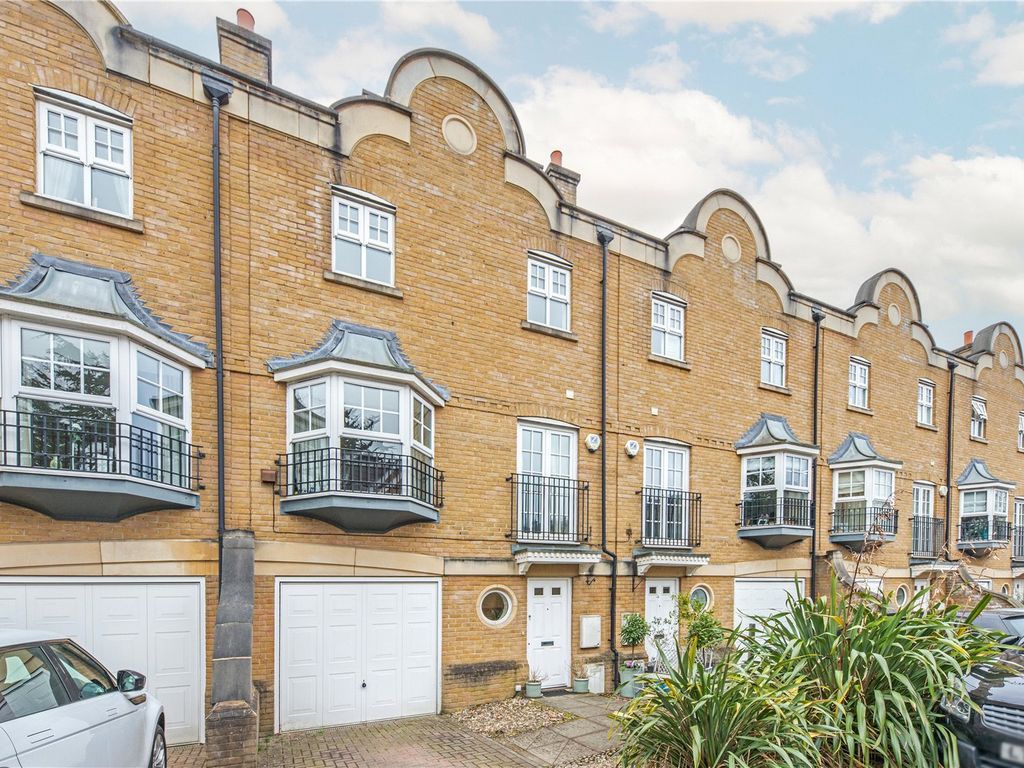 4 bed detached house for sale in Duchess Court, Weybridge, Surrey KT13