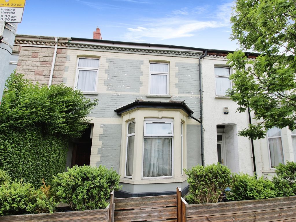 2 bed flat for sale in Penarth Road, Cardiff CF11 Zoopla