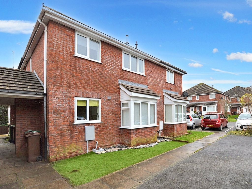 2 bed terraced house for sale in Moorland Gardens, Plympton, Plymouth