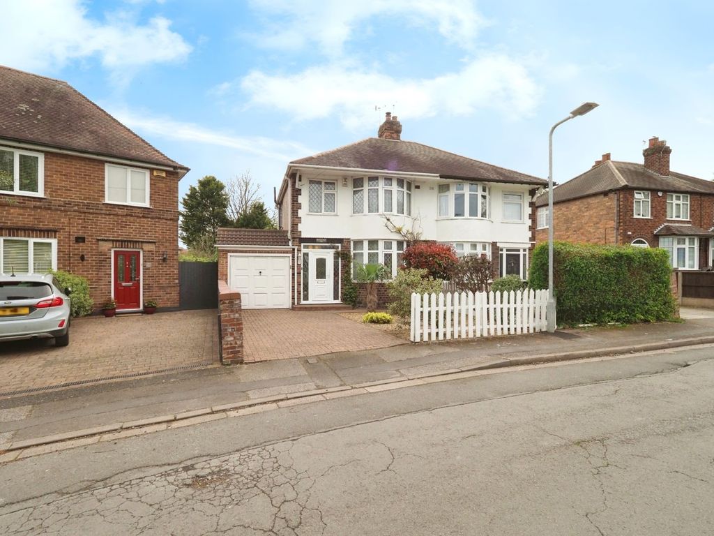 3 bed semidetached house for sale in West Avenue, Nottingham NG9, £