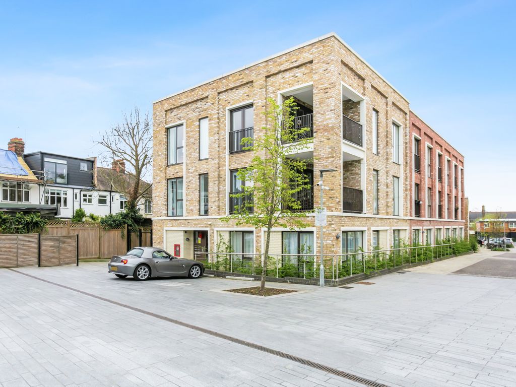 2 bed flat for sale in Pippin House, Apple Tree Road N17 Zoopla