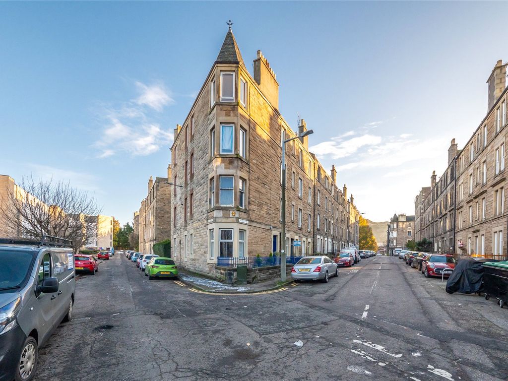 23 (3F1) Dalgety Street, Meadowbank, Edinburgh EH7  
