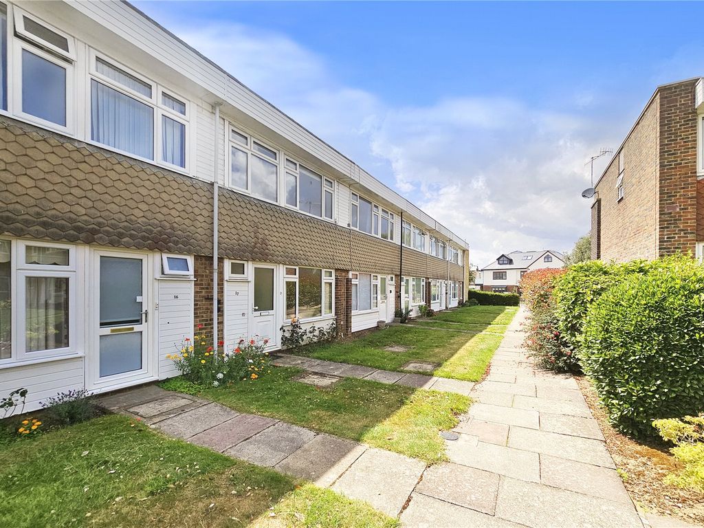 2 bed terraced house for sale in Fittleworth Garden, Rustington