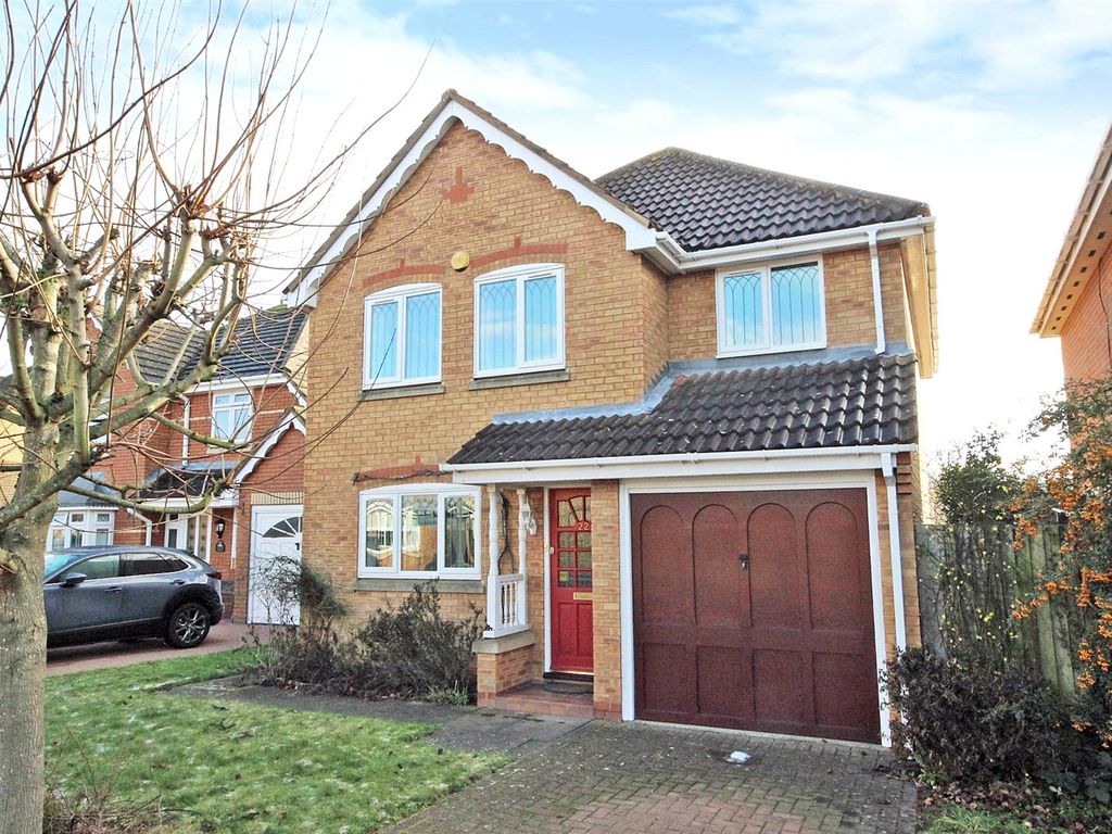4 bed detached house for sale in Wigram Close, Elstow, Bedford