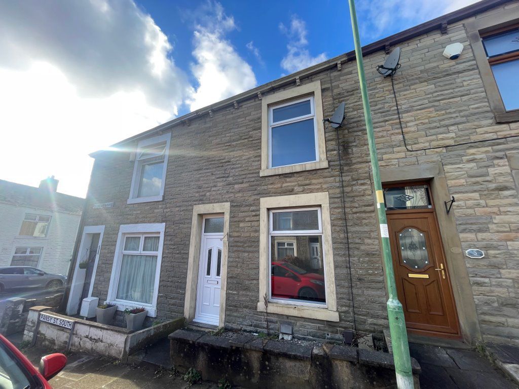 3 bed terraced house to rent in Pansy Street South, Accrington